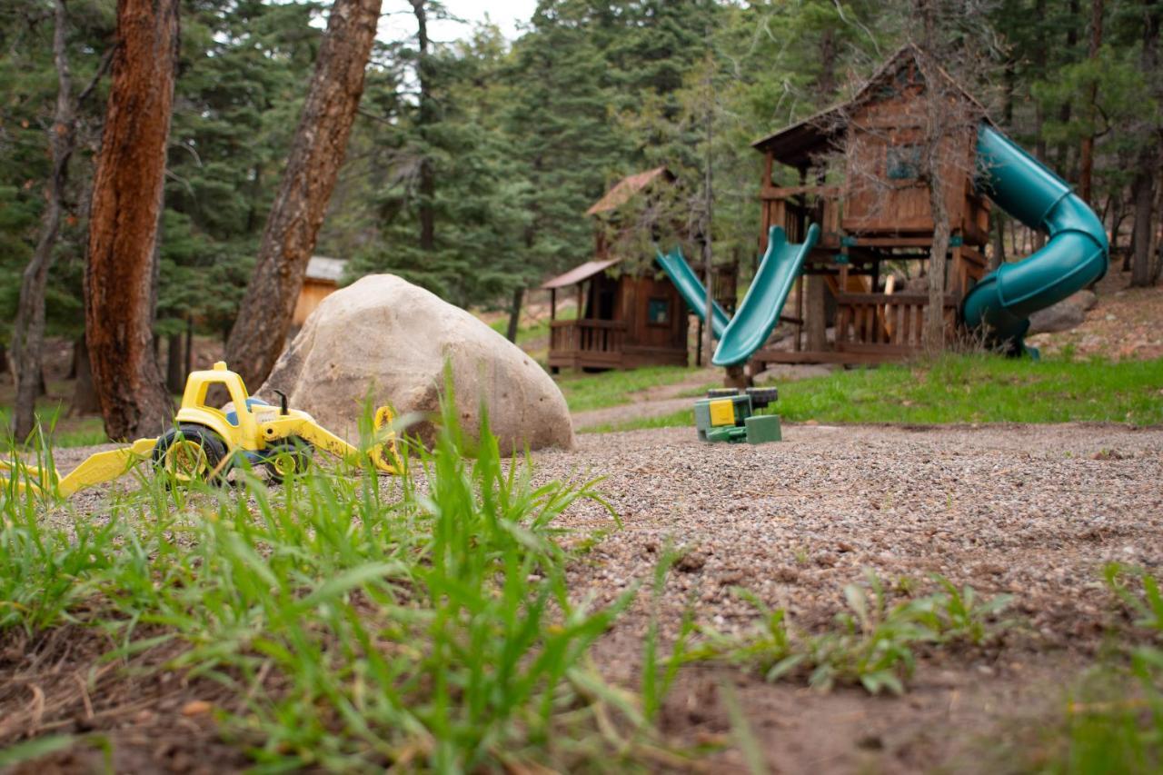 Corkins Lodge Chama Bagian luar foto