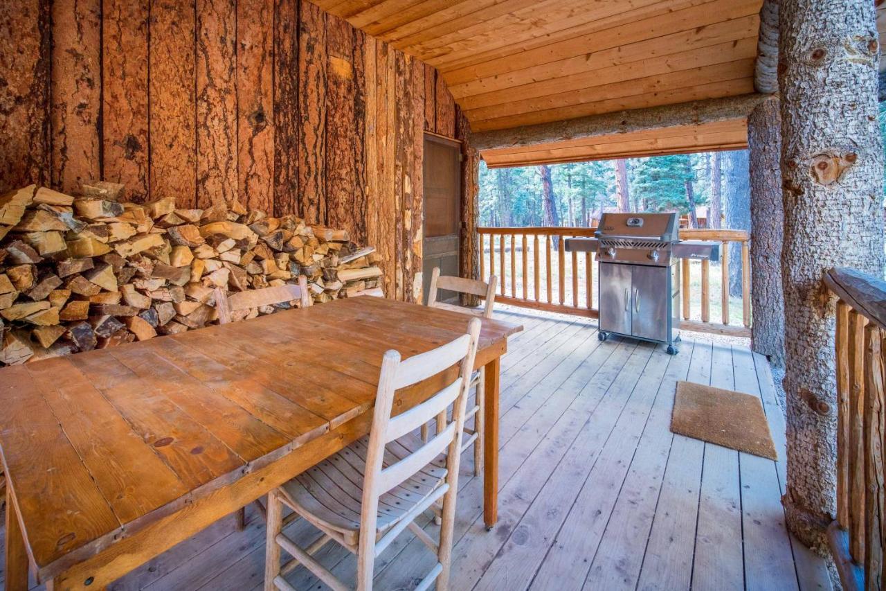 Corkins Lodge Chama Bagian luar foto