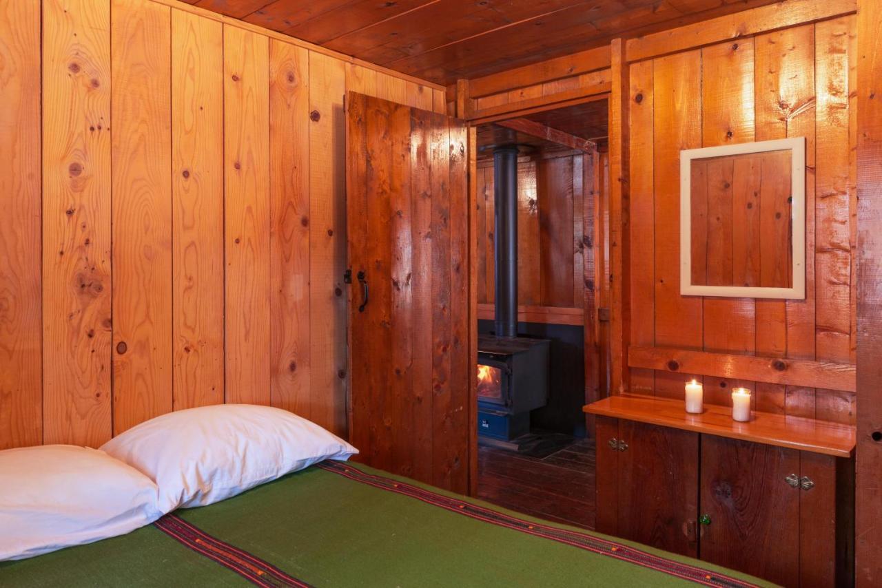 Corkins Lodge Chama Bagian luar foto