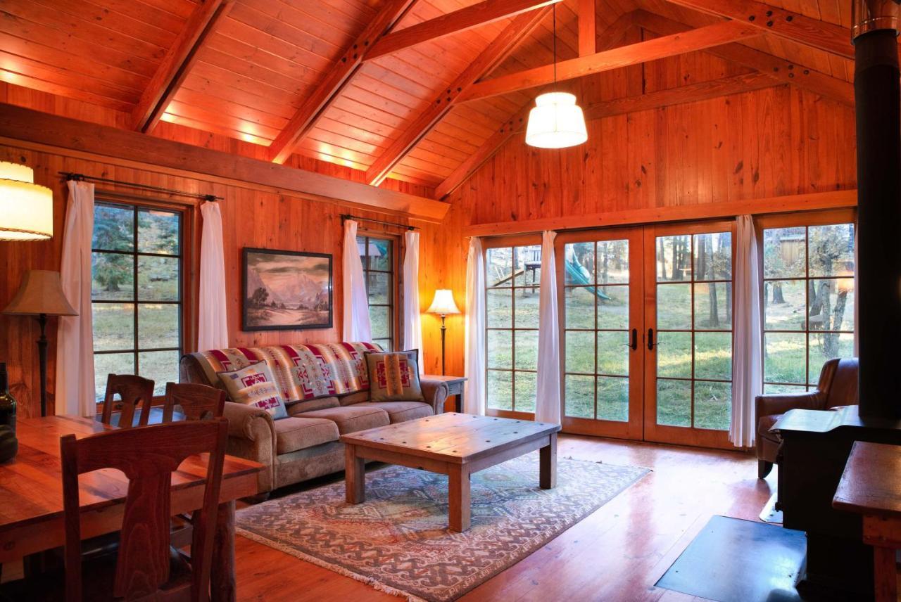 Corkins Lodge Chama Bagian luar foto