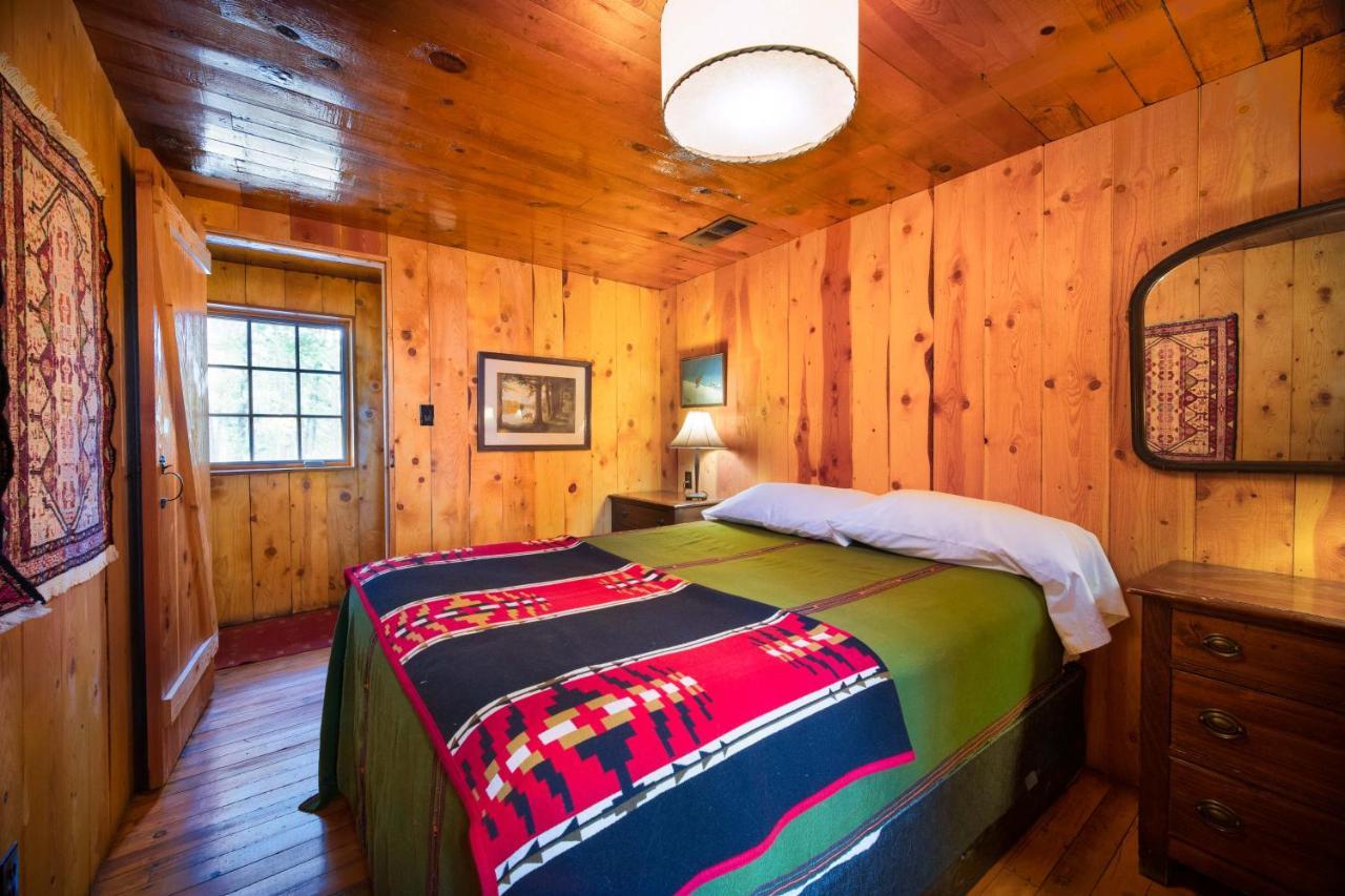 Corkins Lodge Chama Bagian luar foto