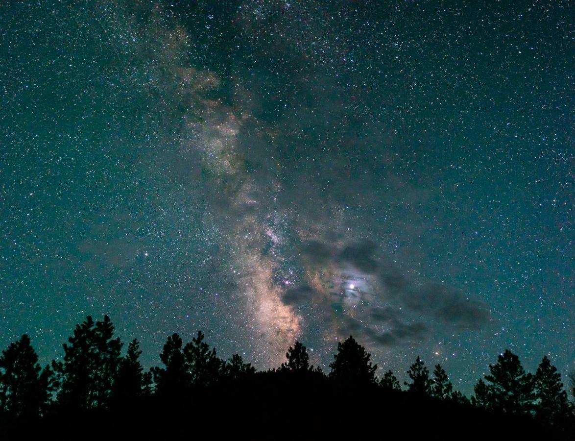 Corkins Lodge Chama Bagian luar foto